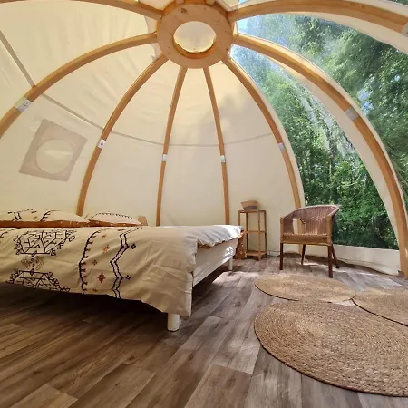 Wigwam 2 Domaine Du Pas De L'âne Camping *