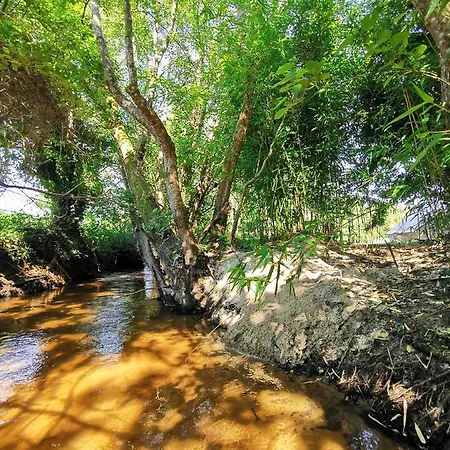 Κάμπινγκ La Wigwam Blanche Du Domaine Du Pas De L'ane *